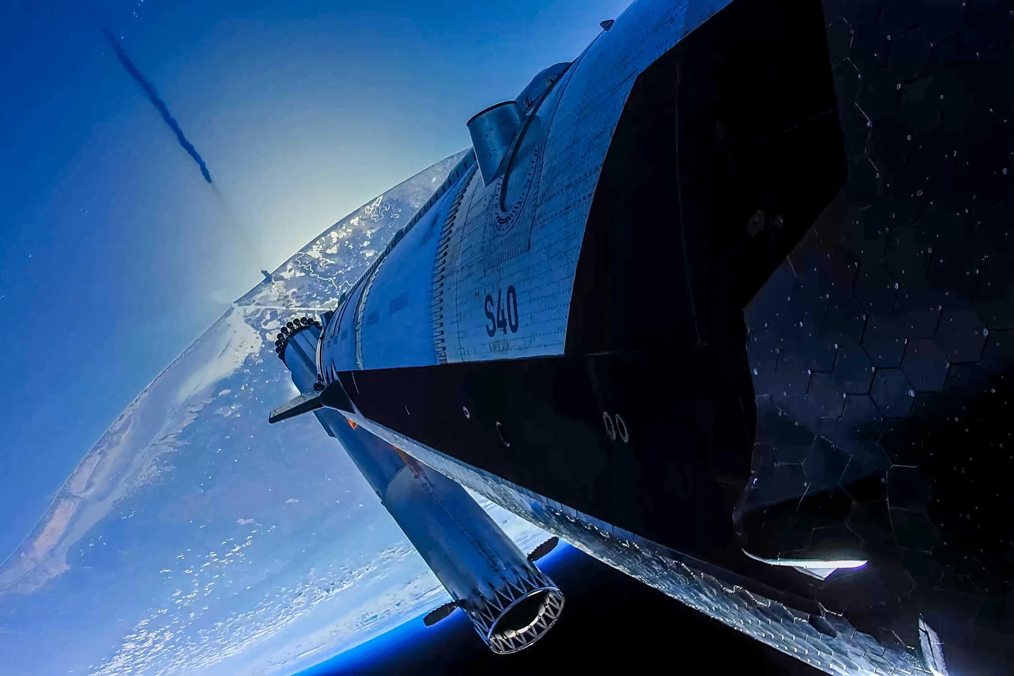 Starship - hot staging manoeuvre